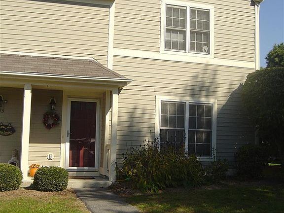 2nd image of 5306 Applewood Cir