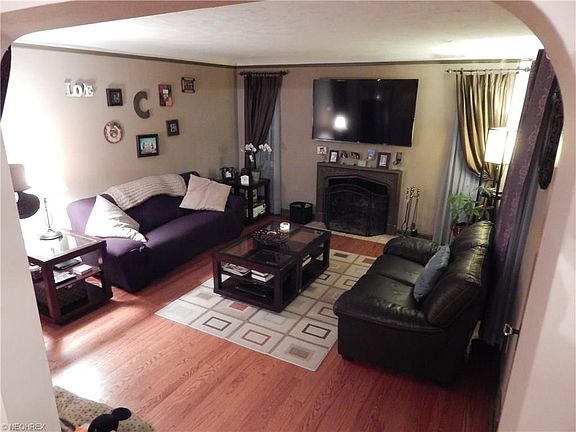 2nd image of 6819 Renwood Dr
