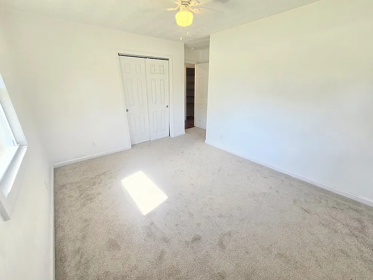 1221 Wingfield Ave — Photo 10