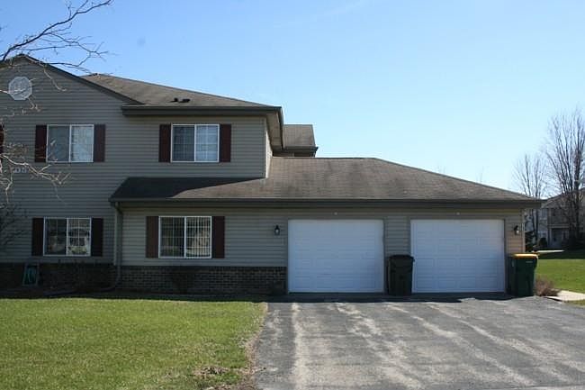 1st image of 705 Horicon St Unit 3