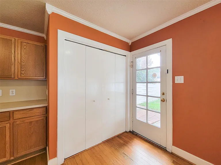 9607 Farrell Dr — Photo 19