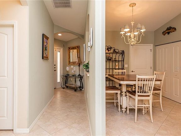 3rd image of 307 Monaco Dr #2
