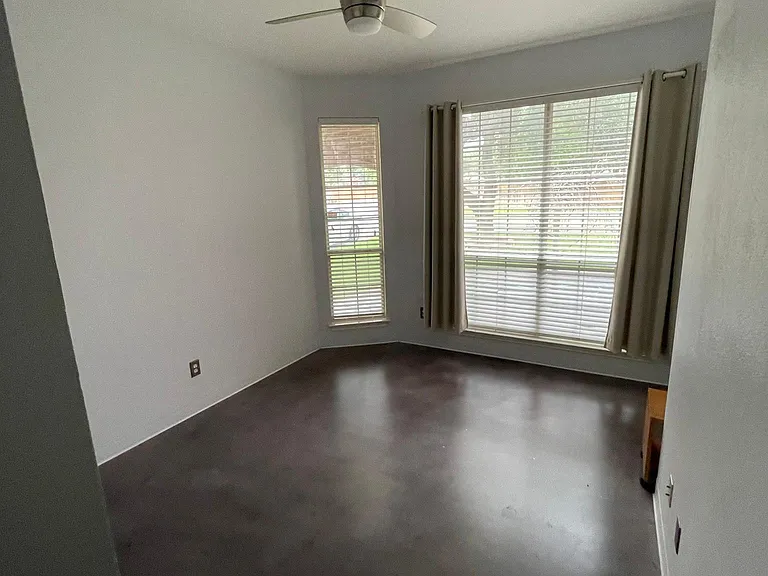 22407 Madison Park — Photo 25