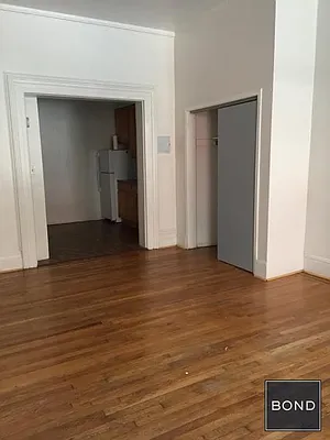 Rented by Bond New York | media 2