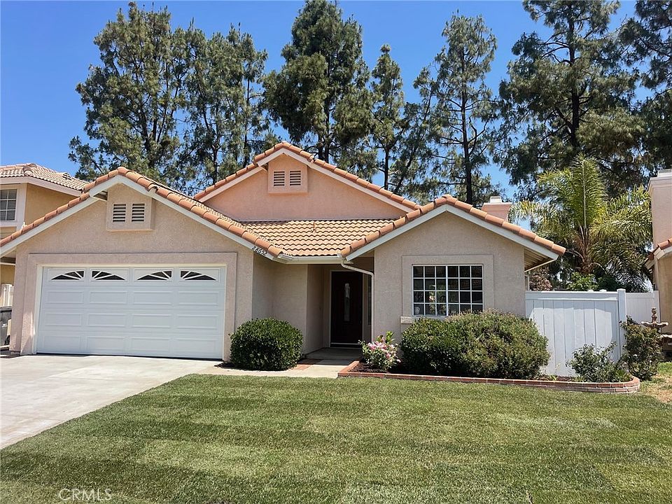 1st image of 28652 Bridge Water Ln
