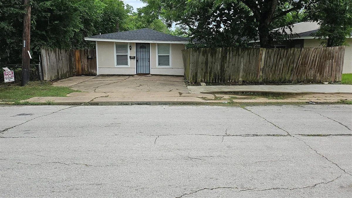 Building Photo - 5603 Northridge Dr
