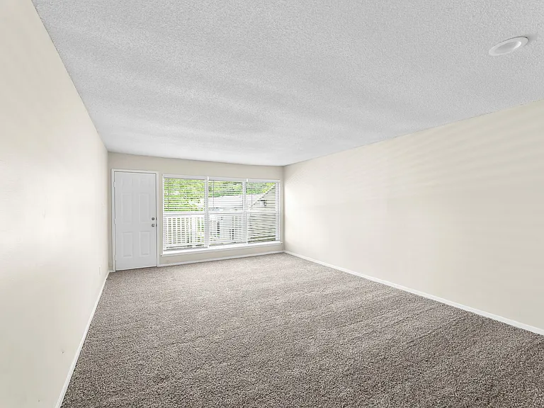 Legacy on Lynnfield - NEWLY UPGRADED — Photo 57