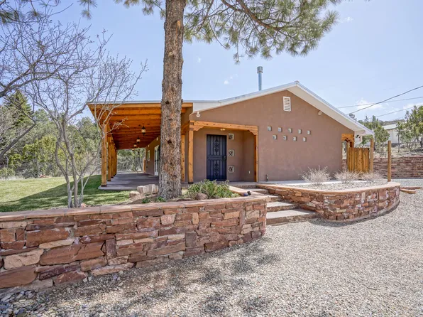 27 Primera Agua Rd, Tijeras, NM 87059