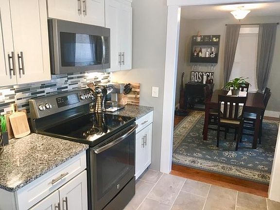 4th image of 19 Wellington St