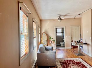 433 Atwells Ave #2-R, Providence, RI 02909