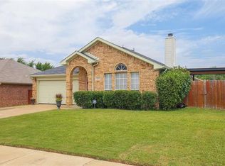 1116 Gaines Mills Rd, Grand Prairie, TX 75052