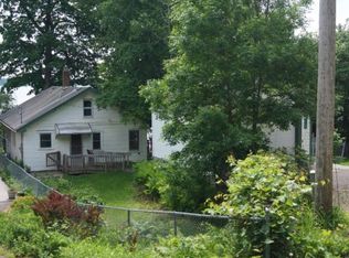 2520 Medicine Lake Dr W, Plymouth, MN 55441