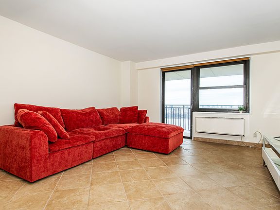 5th image of 7855 John F Kennedy Blvd #26E