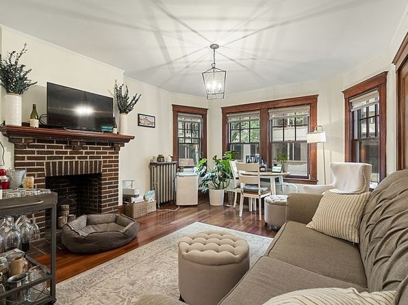 11 Story St APT 21