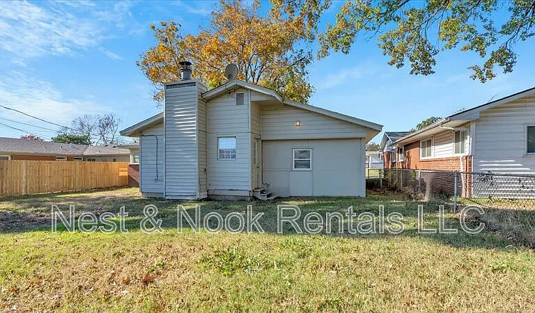 2923 S Irvington Ave — Photo 21