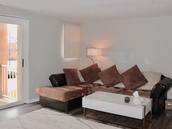 2nd image of 13 Bourbon St APT 53