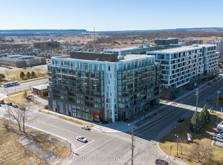 3005 Pine Glen Rd #703, Oakville, ON L6M 4C1