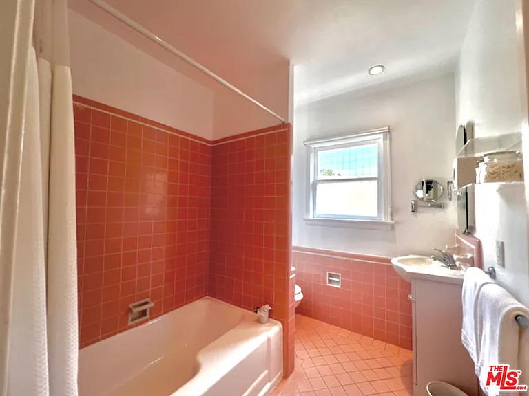 1724 El Cerrito Pl #1 — Photo 7