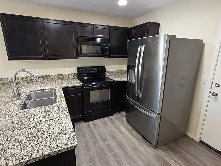 6063 E Sotol Dr — Photo 7