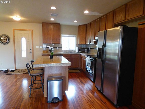 5th image of 93616 W Dove Ln