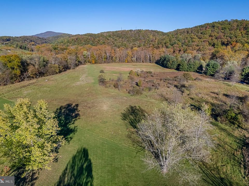 1st image of Christie Rd