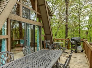 1743 Sonnenblick Drive, Innsbrook, MO 63390