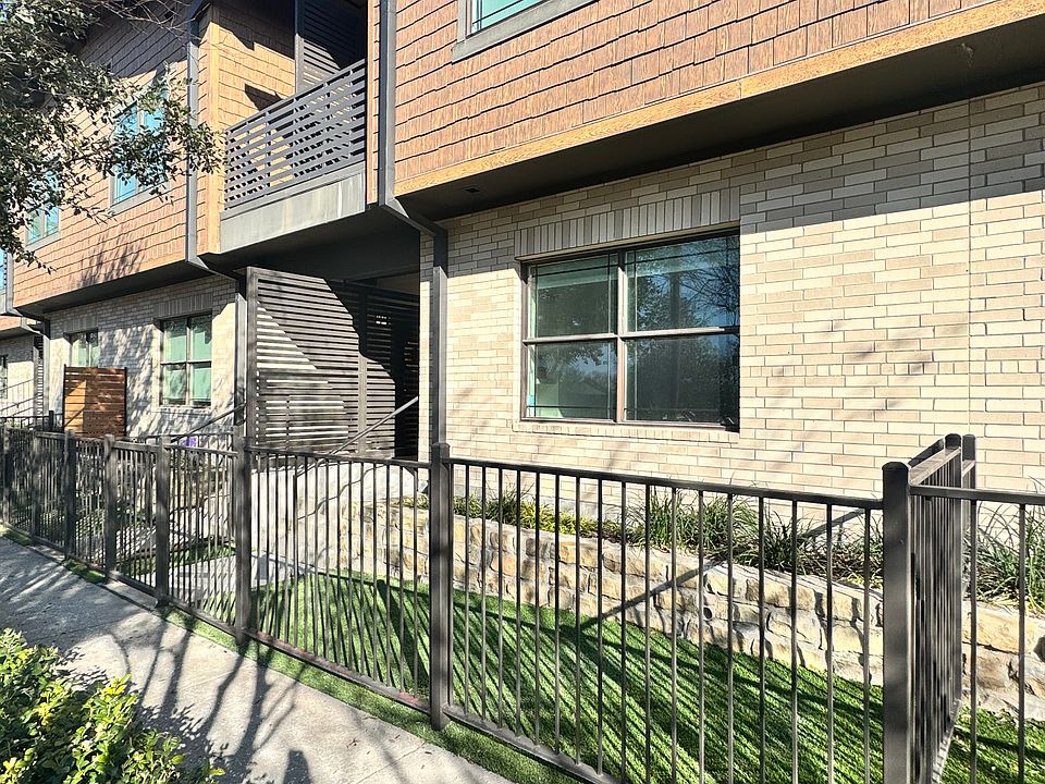 1st image of 5629 Belmont Ave #122