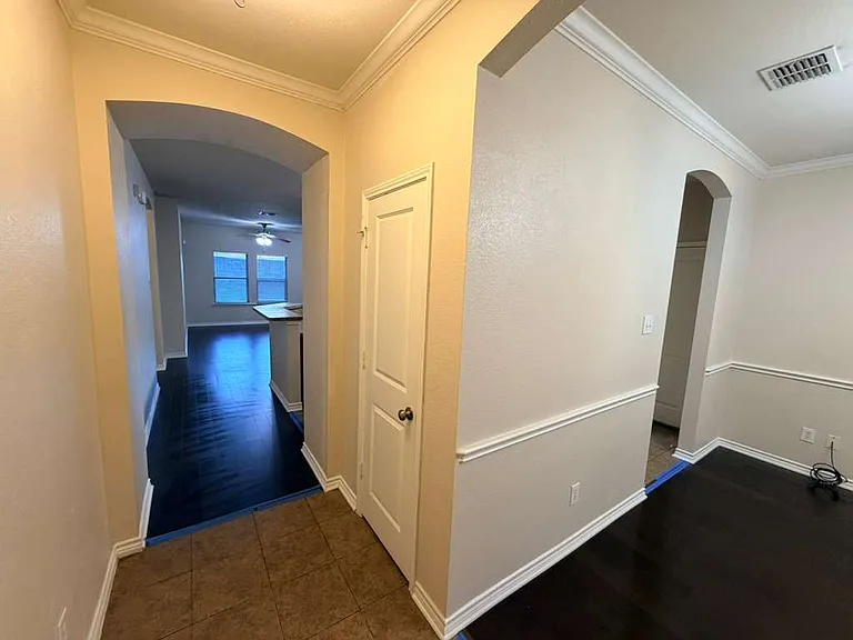 404 Northbrook Ave — Photo 17