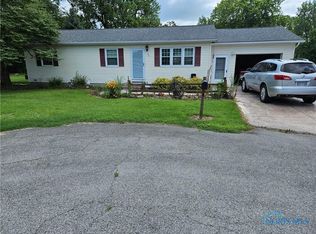44 Hayward St, Tiffin, OH 44883