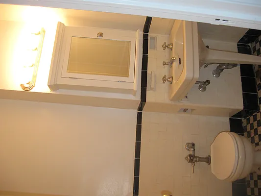 Rented by RC Realty Group of New York Inc | media 46