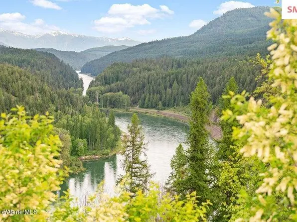 335 Settlers Ln, Moyie Springs, ID 83845