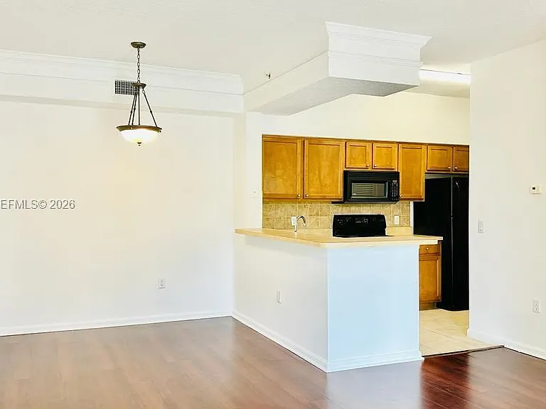 2304 Myrtlewood Cir E #304 — Photo 2