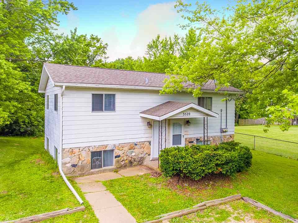 1st image of 3520 W Elmwood Ct