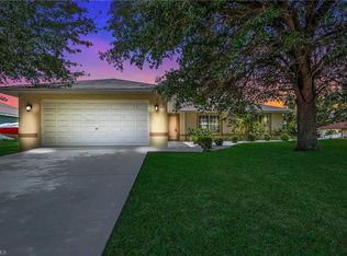 1426 SW 11th Ter, Cape Coral, FL 33991