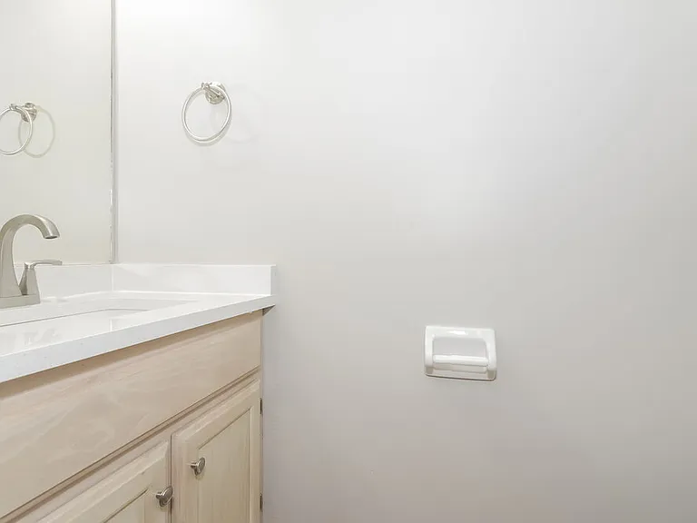 4077 Course View Dr — Photo 15