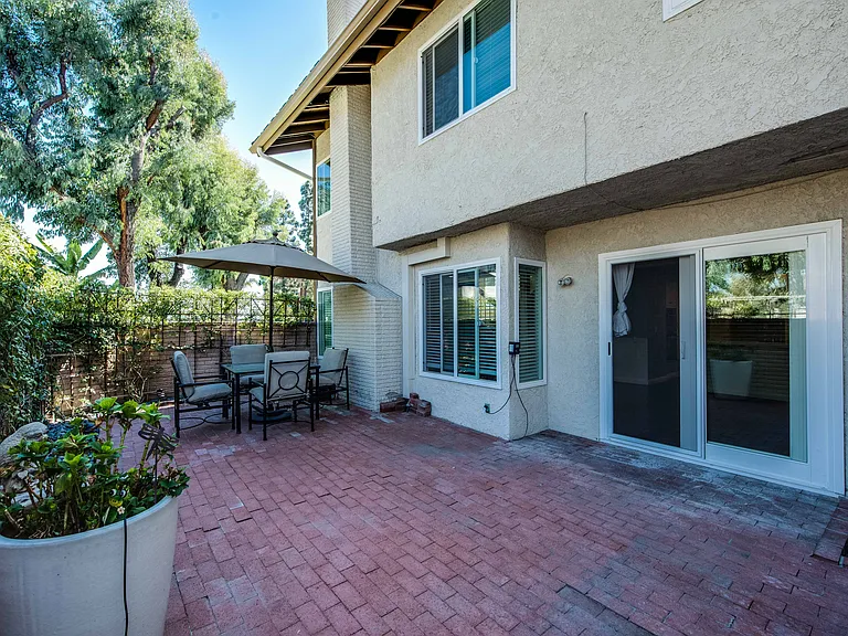 17030 Mount Lilita Ct — Photo 36