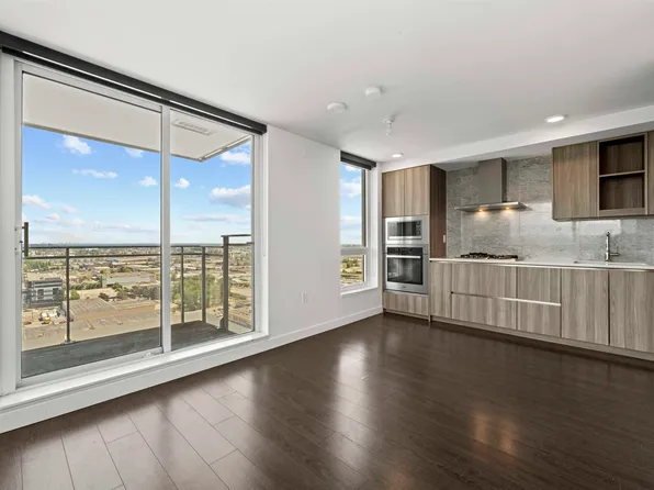 455 SW Marine Dr #2709, Vancouver, BC V5X 2S9