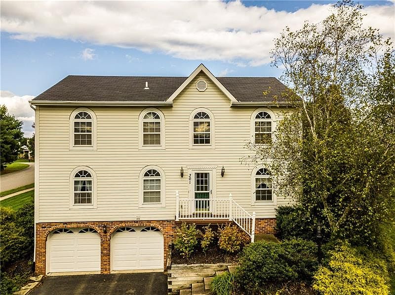 1st image of 301 Trail Ct E