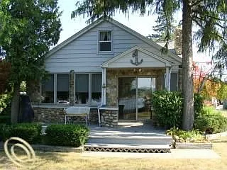 25 W Glass Rd photo 1