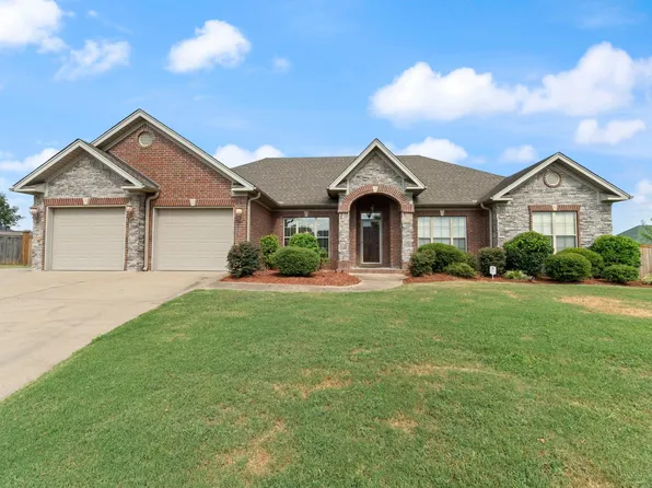 1310 Josita Cir, Conway, AR 72034