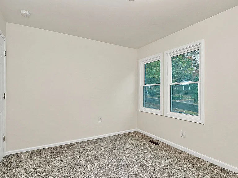 518 Echodale Dr — Photo 12