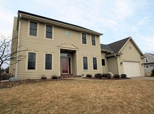 W60N1051 Sheboygan Rd, Cedarburg, WI 53012