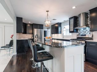 3 Chandler Rd, Andover, MA 01810