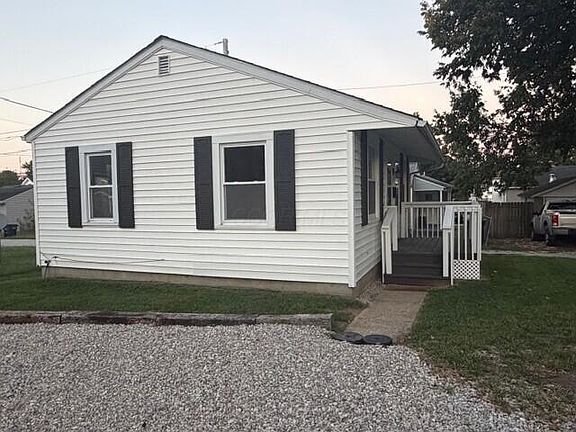3rd image of 310 Maud Ave