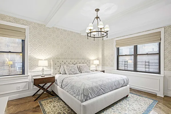 Sold by Compass | media 18