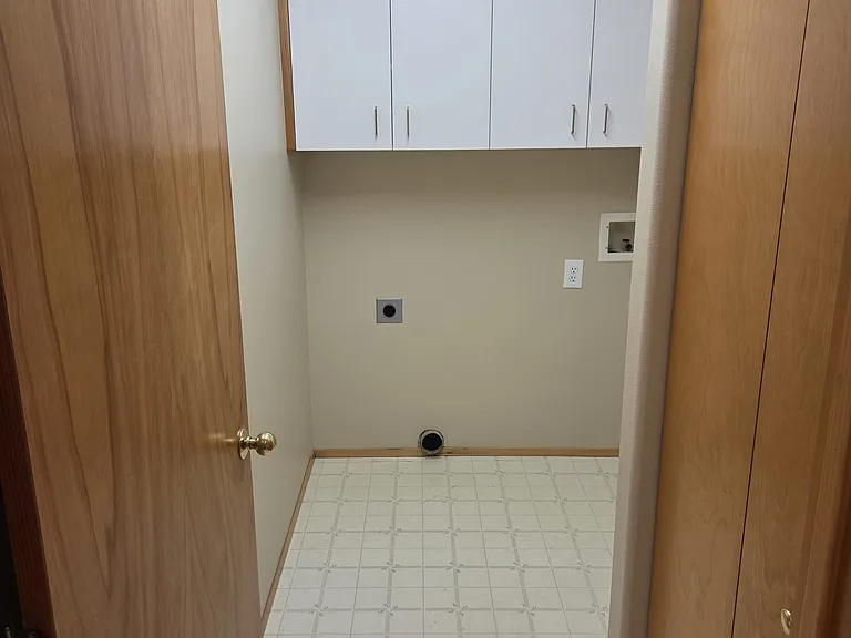 View into the laundry room.