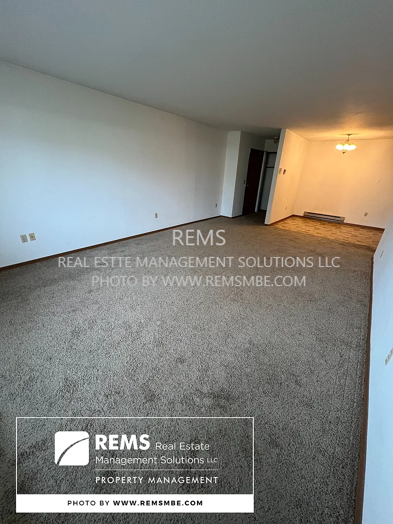 534 East Slifer Street — Photo 4
