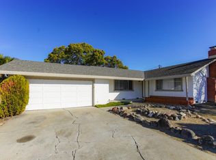 1200 Westward Dr, Hollister, CA 95023