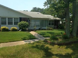 1090B Argyll Cir, Lakewood, NJ