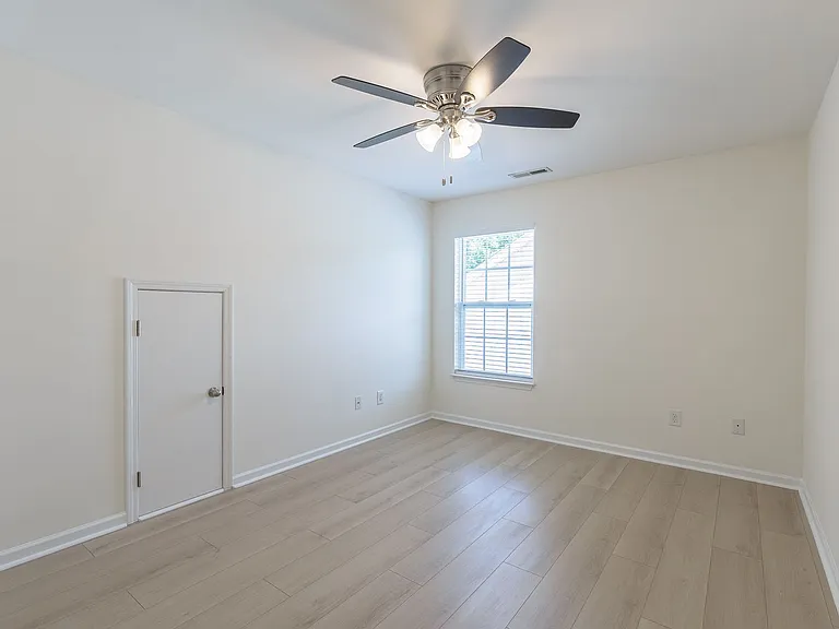 5907 Landerwood Dr — Photo 33